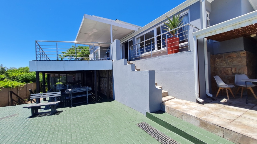 4 Bedroom Property for Sale in Linkside Western Cape